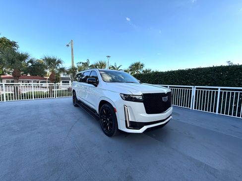 Used 2021 Cadillac Escalade ESV Sport Platinum w/ LPO, ONYX Package image 1