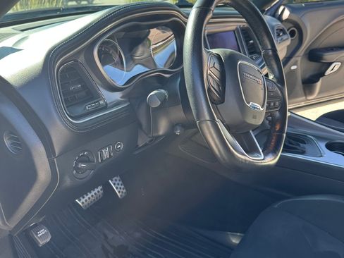 Used 2021 Dodge Challenger R/T Scat Pack image 9