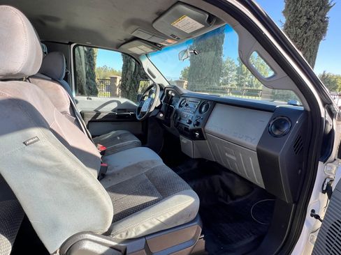 Used 2015 Ford F250 XL w/ Power Equipment Group image 19