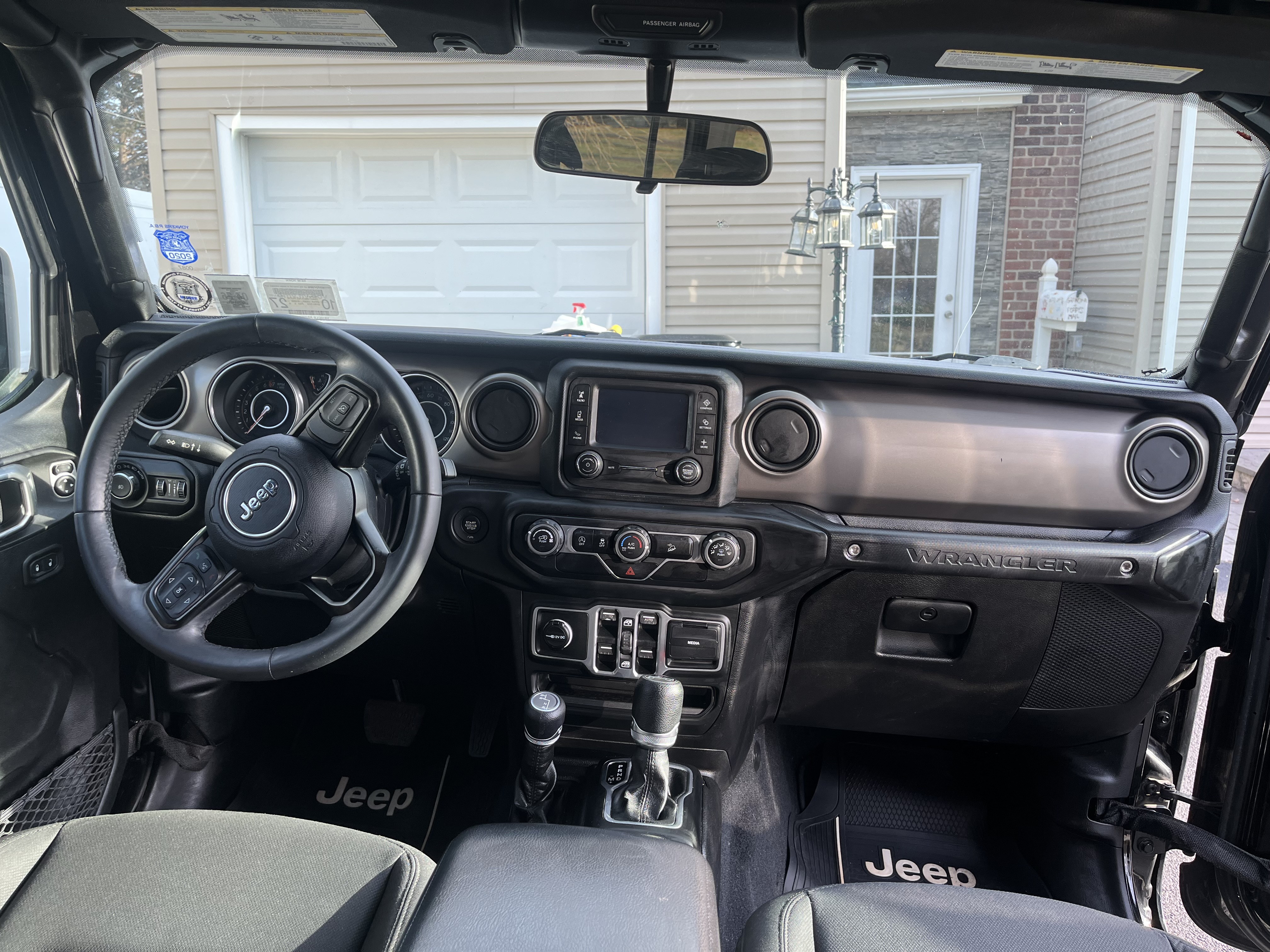 Used 2018 Jeep Wrangler Unlimited Sport S AWD/4WD image 12