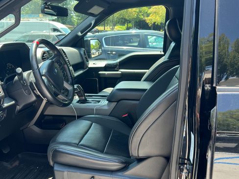 Used 2019 Ford F150 Raptor w/ Equipment Group 802A Luxury AWD/4WD image 9