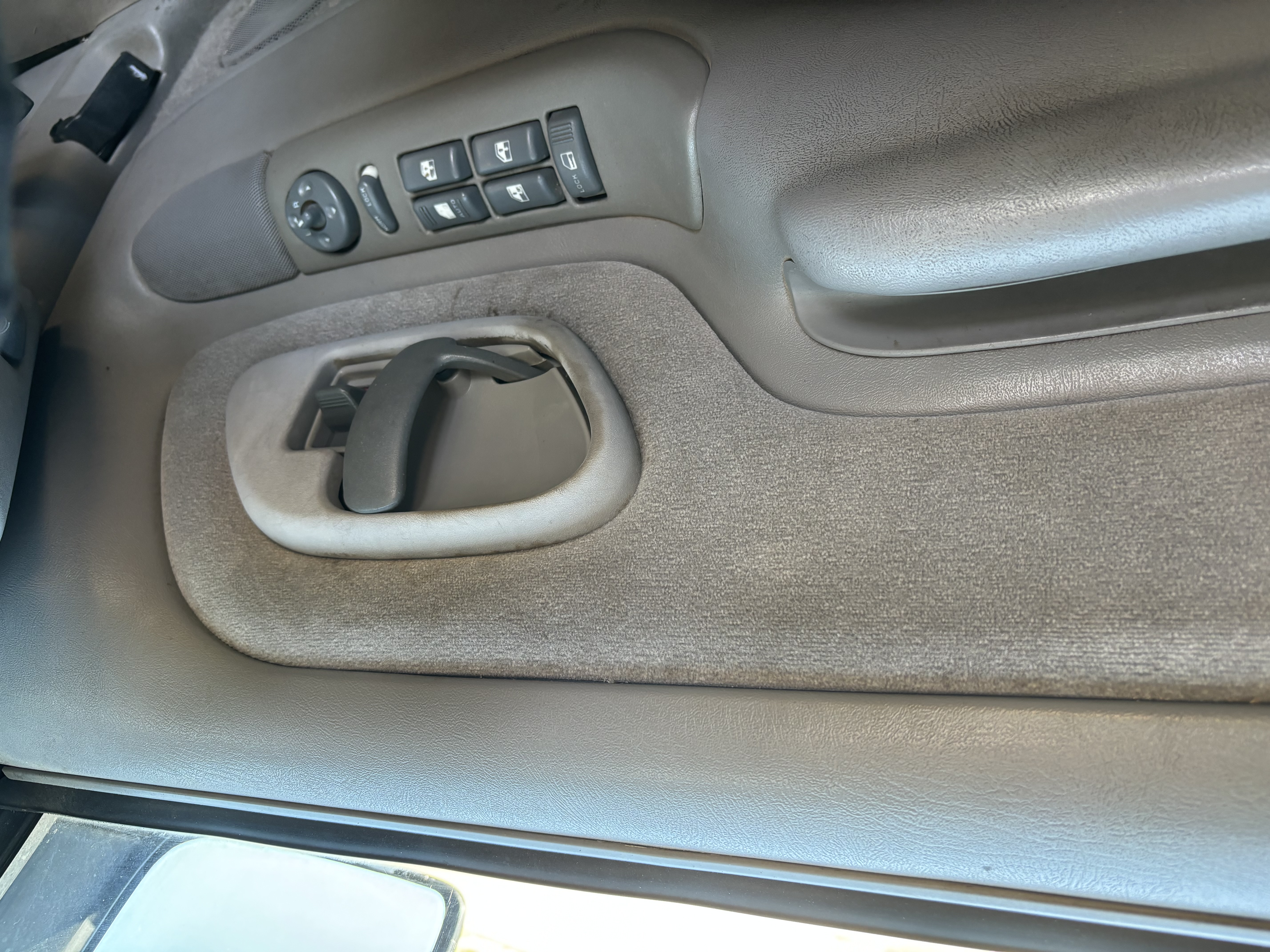 Used 1999 Chevrolet Silverado 3500 2WD Crew Cab w/ Preferred Equipment Group 2 image 10