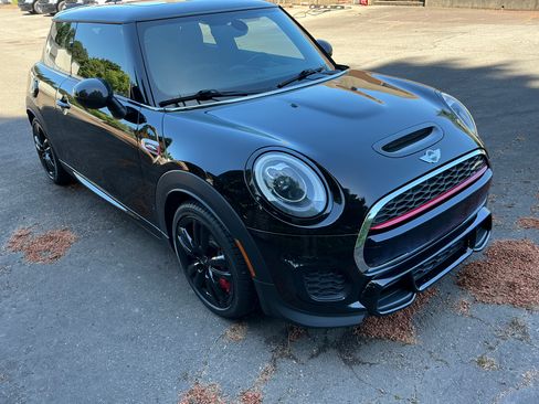 Used 2017 MINI Cooper John Cooper Works FWD image 5