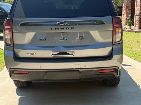 Used 2021 Chevrolet Tahoe Z71 w/ Z71 Signature Package image 5