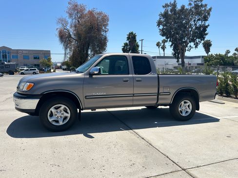 Used 2000 Toyota Tundra SR5 RWD image 11