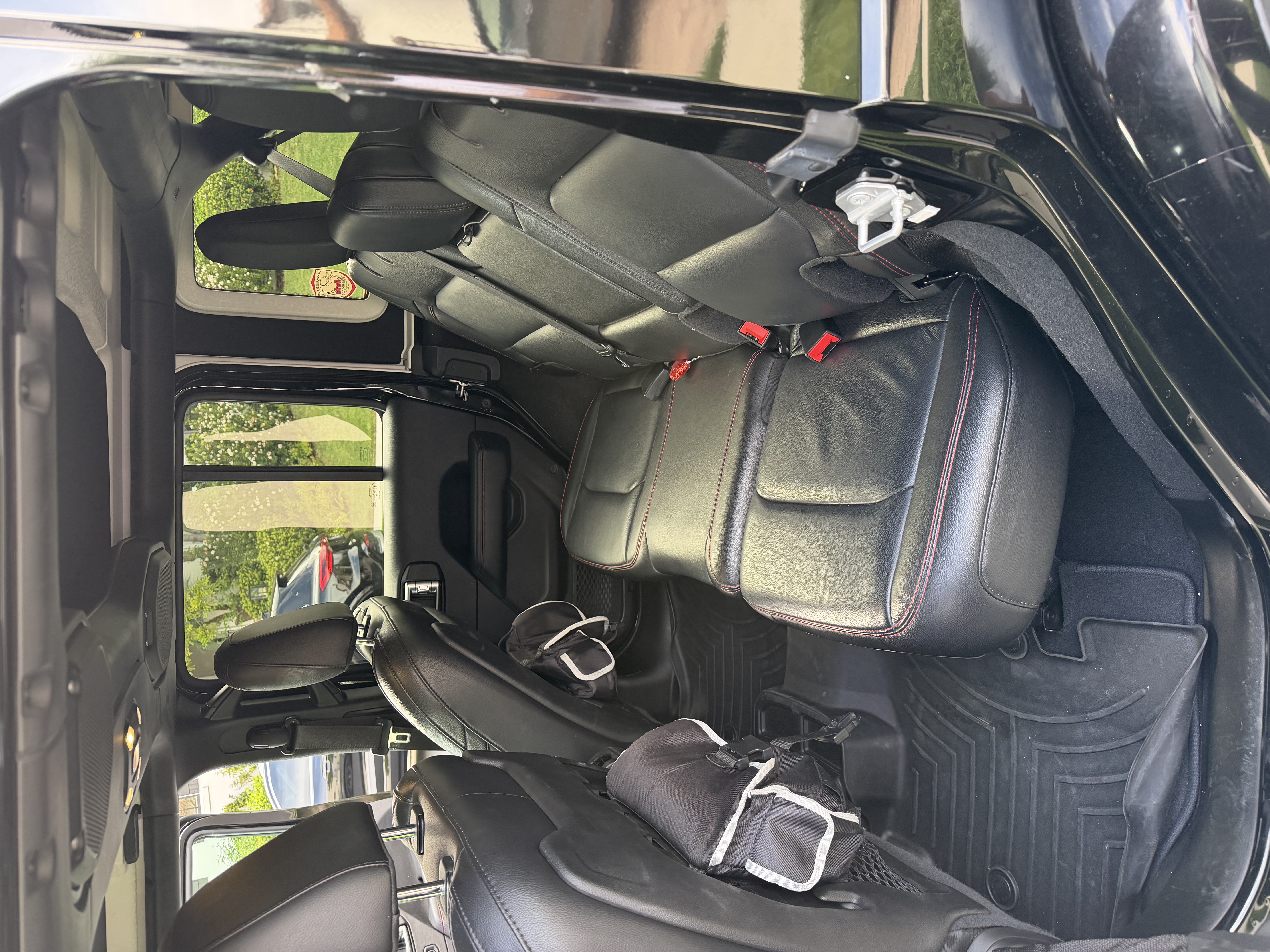 Used 2019 Jeep Wrangler Unlimited Rubicon AWD/4WD image 10