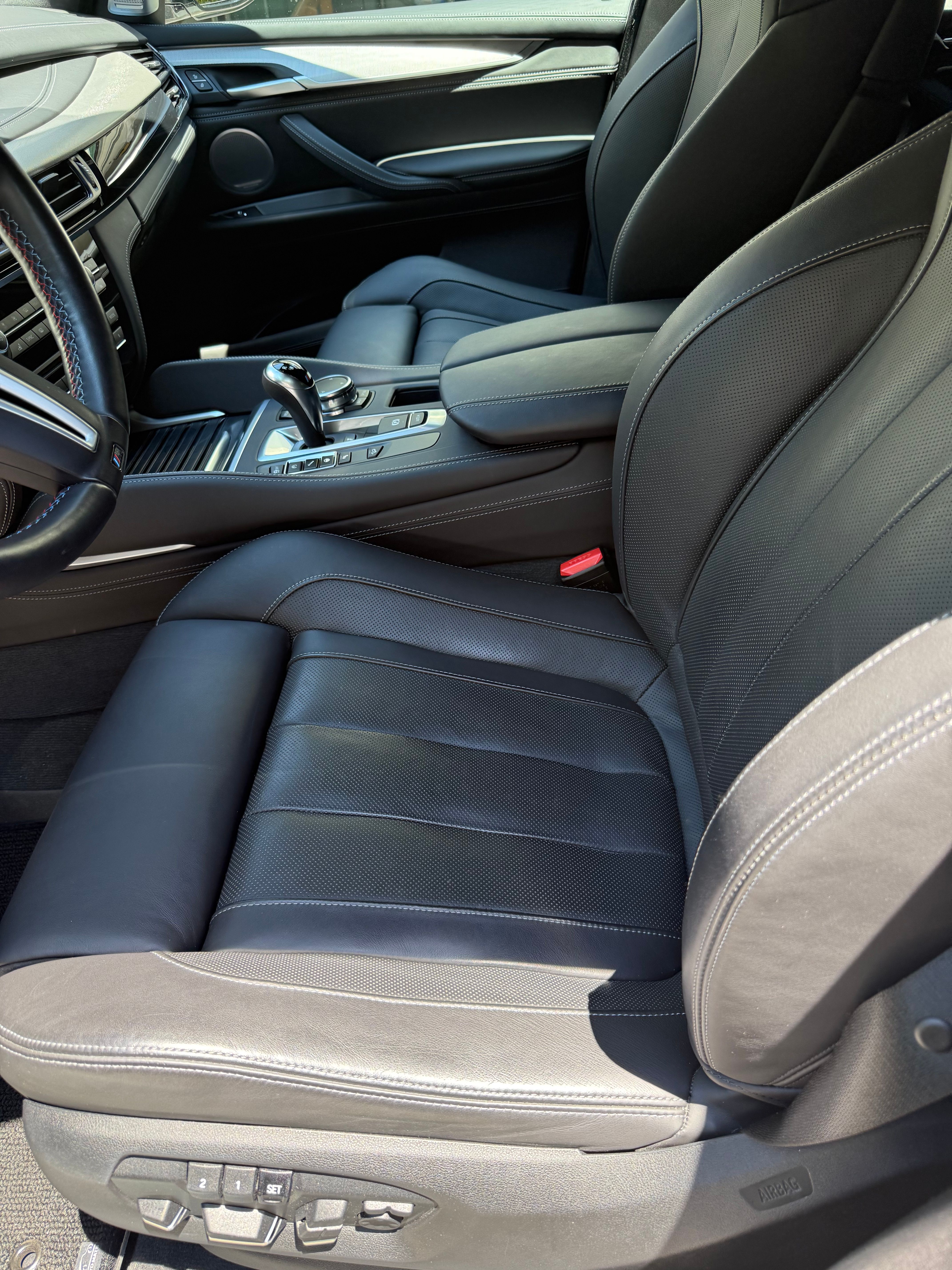 Used 2016 BMW X5 M AWD/4WD image 22