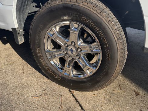 Used 2021 Ford F150 XLT w/ Equipment Group 302A High image 18