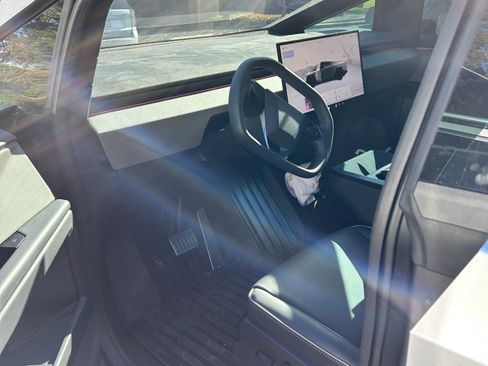 Used 2025 Tesla Cybertruck Cyberbeast image 5