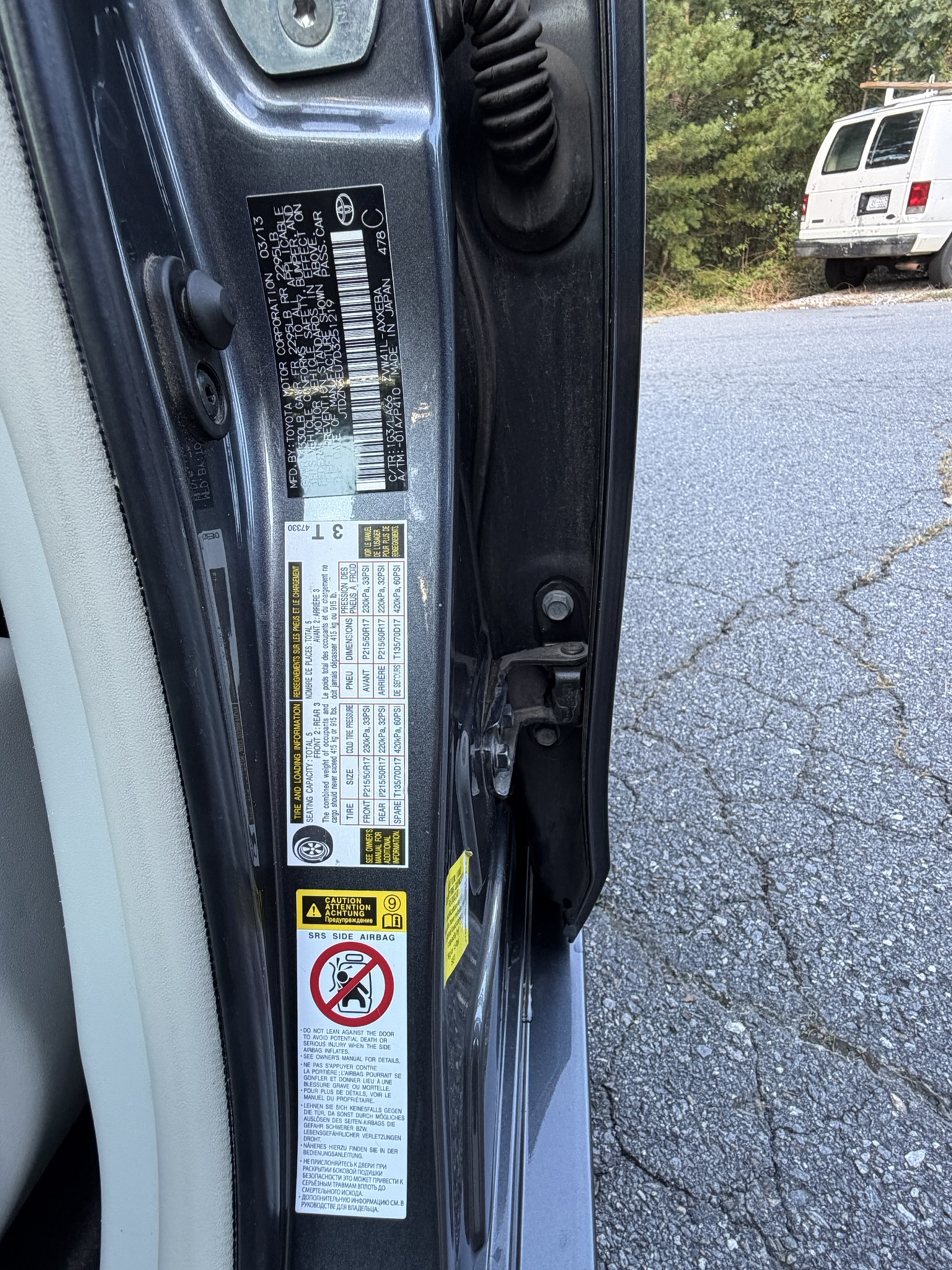 Used 2013 Toyota Prius V Five FWD image 8