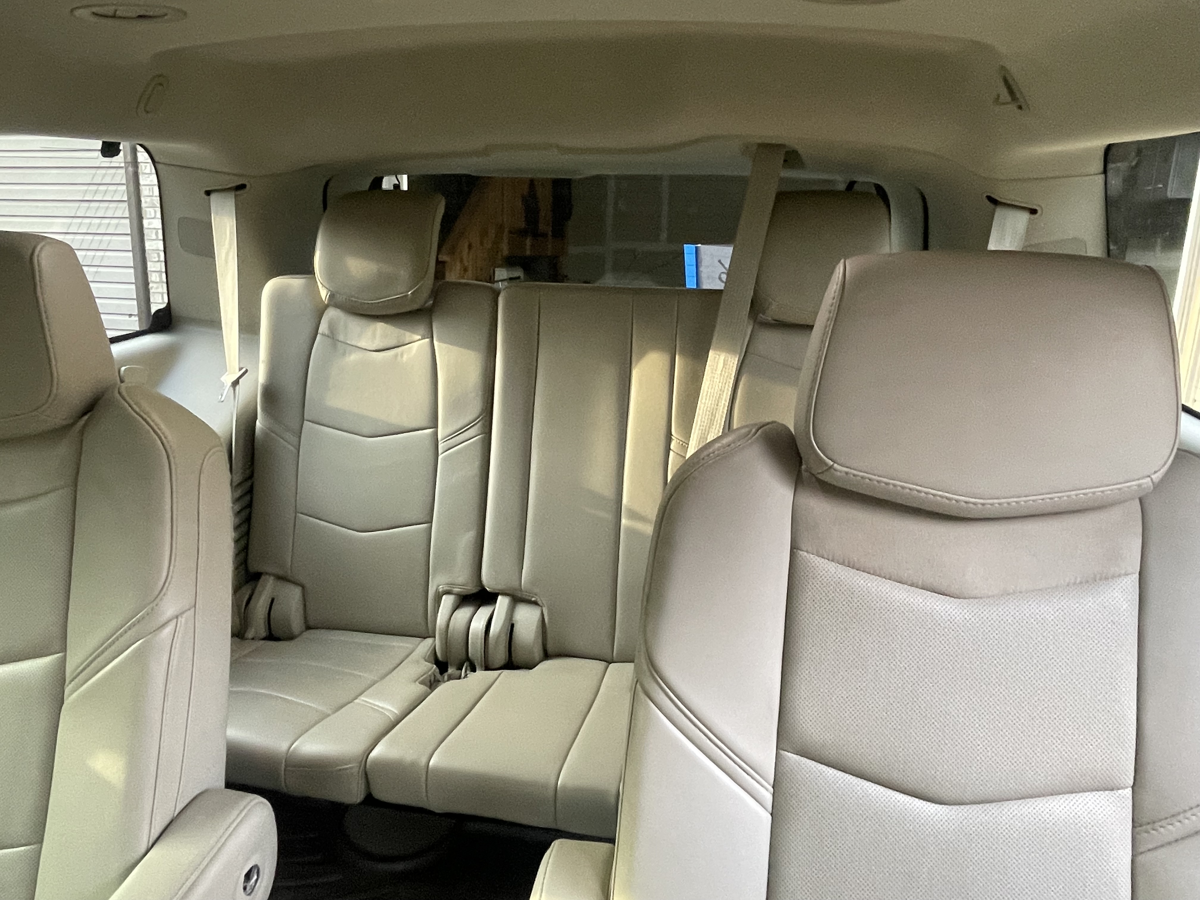 Used 2015 Cadillac Escalade Premium AWD/4WD image 11