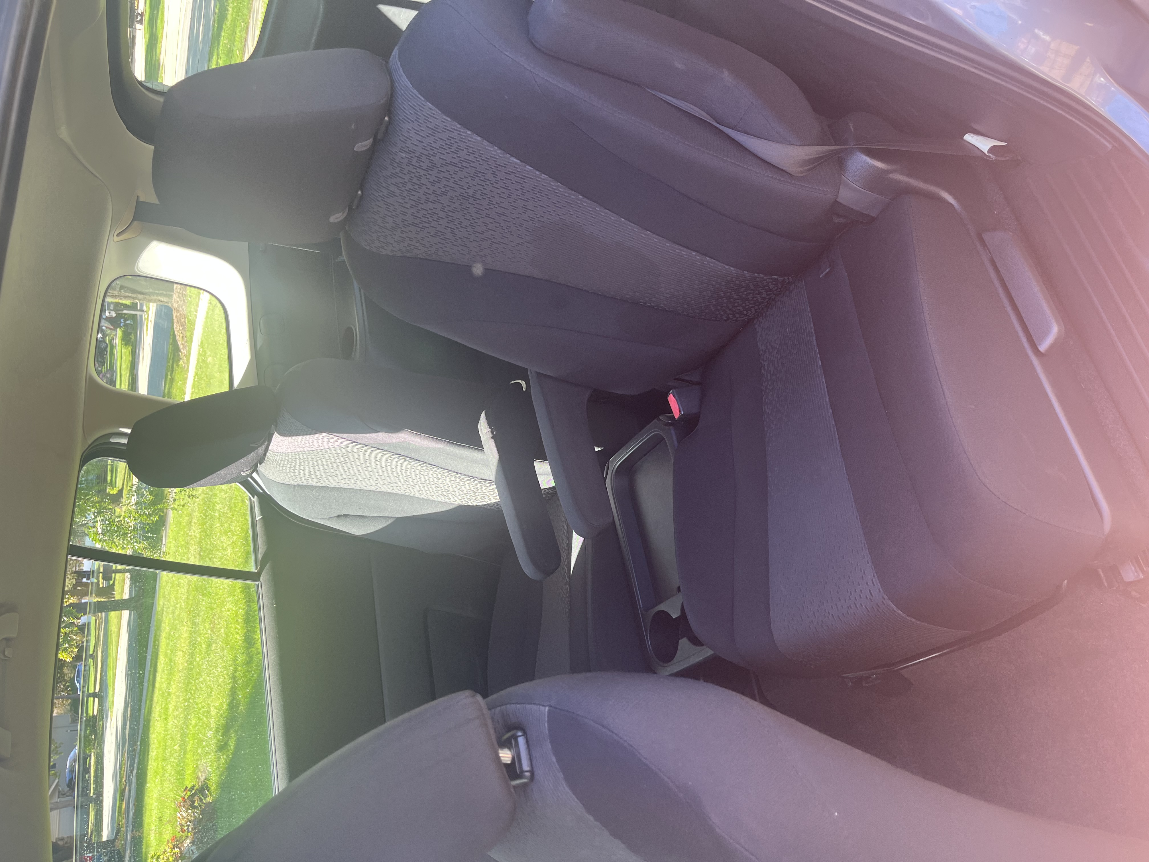 Used 2012 MAZDA MAZDA5 Sport FWD image 8