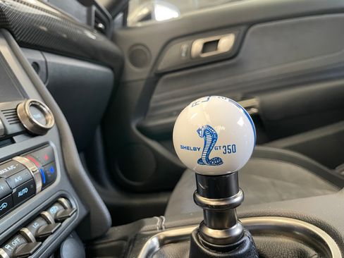 Used 2020 Ford Mustang Shelby GT350 w/ Technology Package image 20