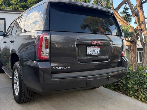 Used 2016 GMC Yukon SLT w/ HD Trailering Package RWD image 5