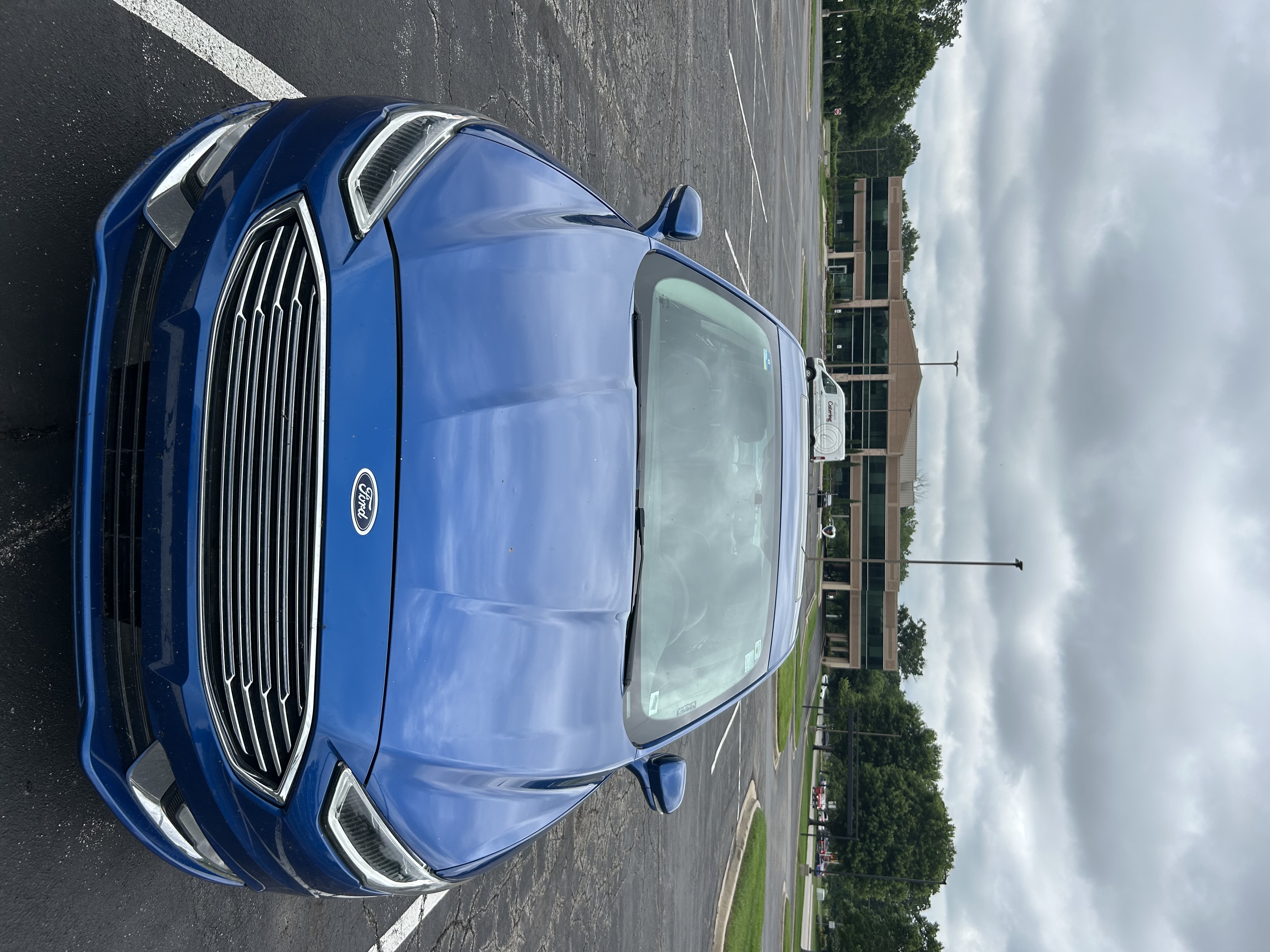 Used 2017 Ford Fusion Titanium FWD image 1