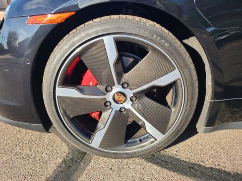 Used 2023 Porsche Taycan 4S image 10