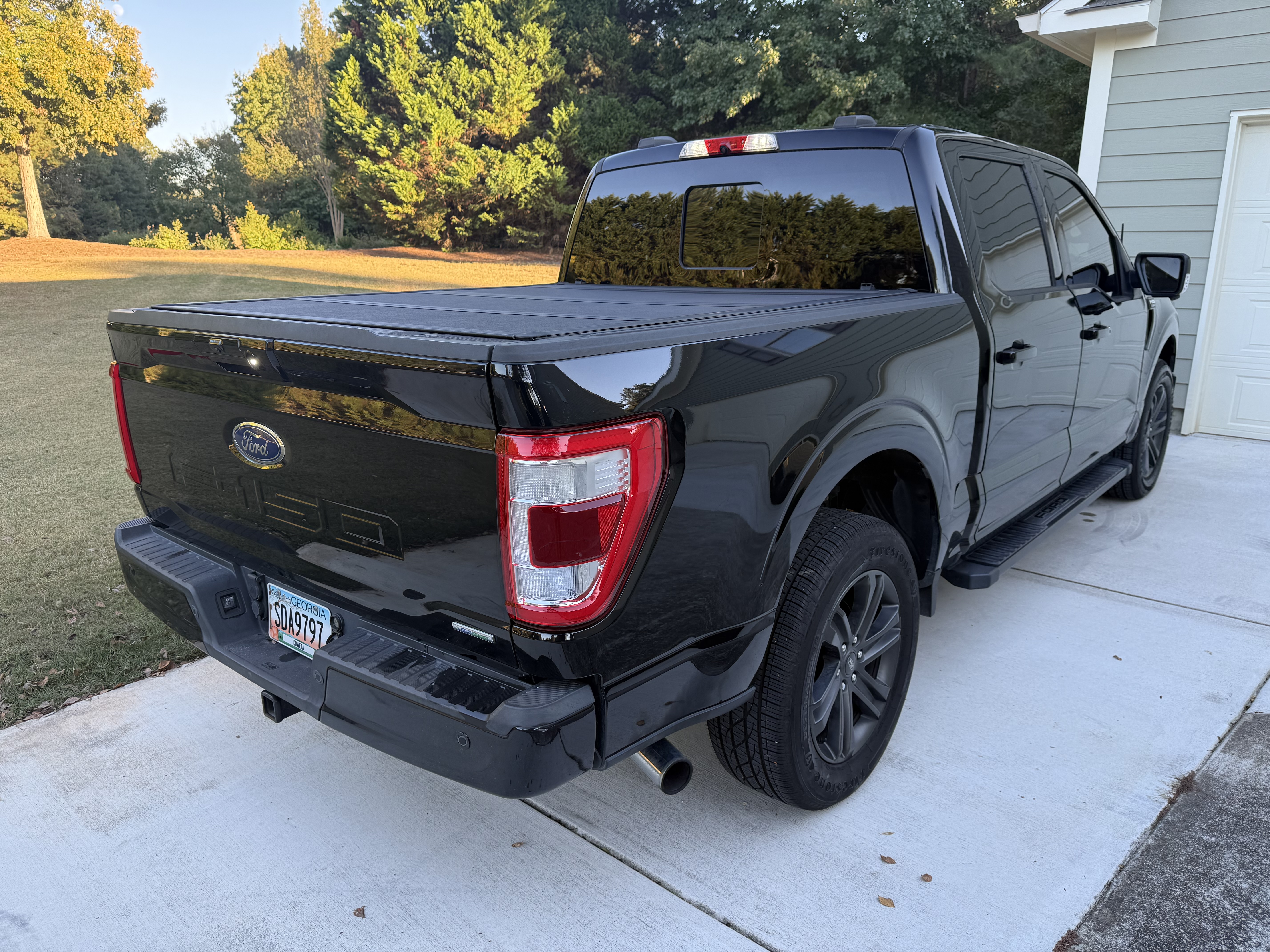 Used 2021 Ford F150 Lariat w/ Equipment Group 502A High AWD/4WD image 8