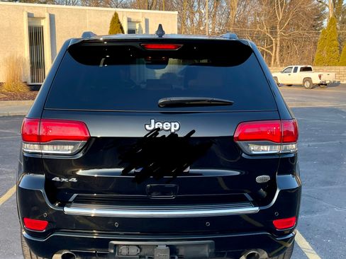 Used 2021 Jeep Grand Cherokee Overland image 5