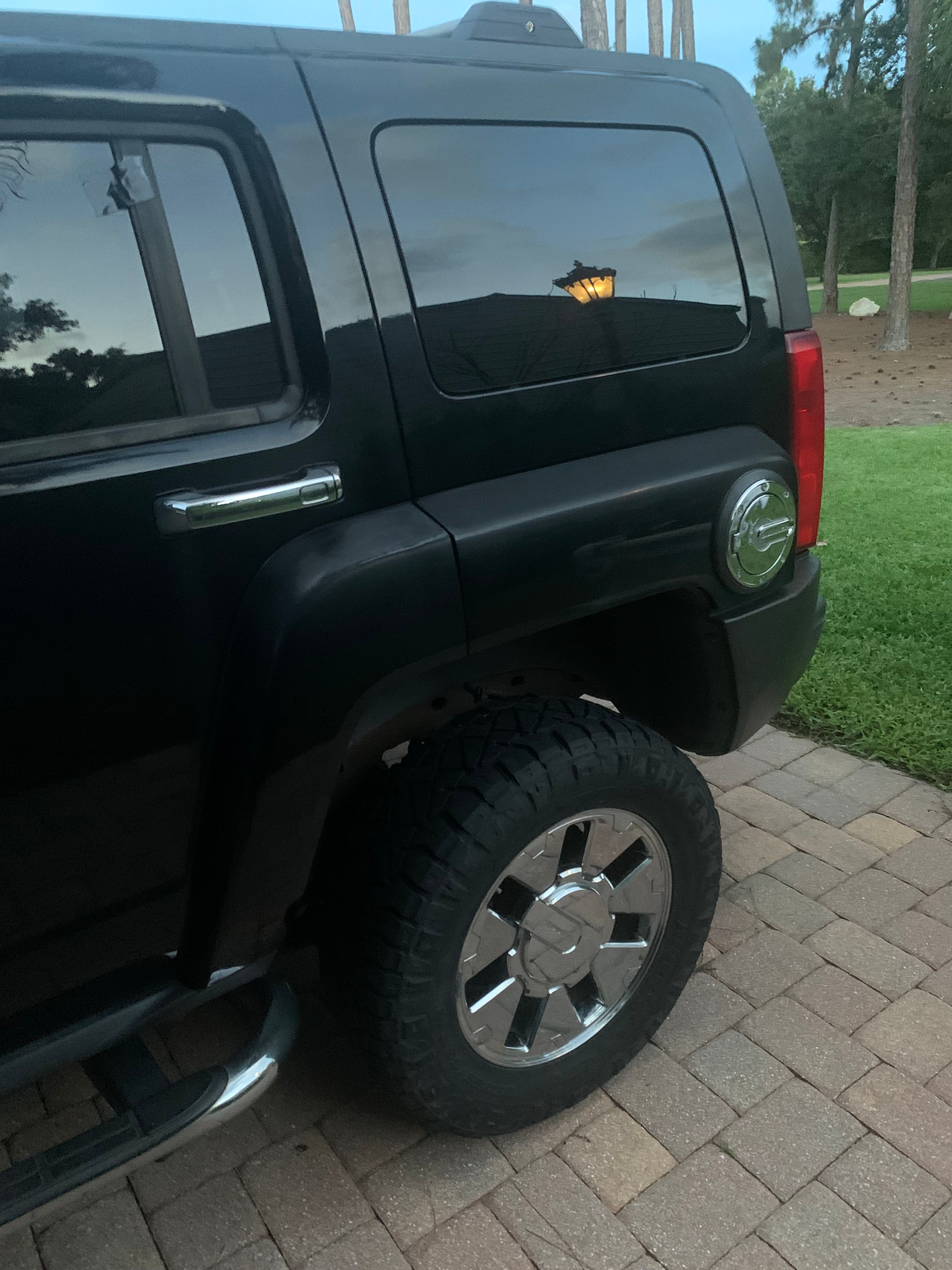 Used 2009 HUMMER H3 AWD/4WD image 19