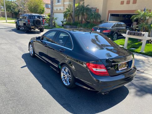 Used 2014 Mercedes-Benz C 250 Sedan image 4