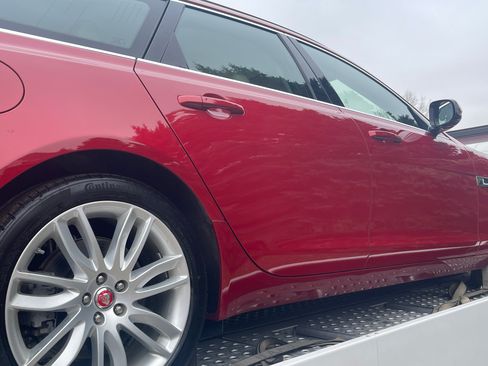 Used 2020 Jaguar XF Prestige image 10