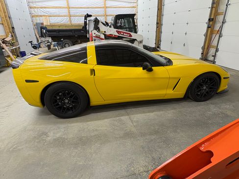 Used 2008 Chevrolet Corvette Coupe w/ Preferred Equipment Group RWD image 8