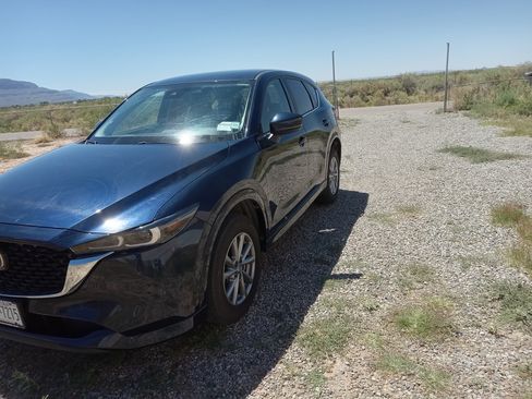 Used 2024 MAZDA CX-5 AWD 2.5 S w/ Select Package image 1