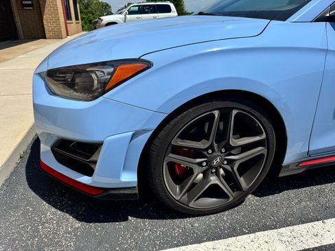 Used 2020 Hyundai Veloster N w/ Performance Package FWD image 4