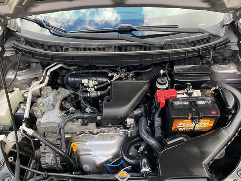 Used 2013 Nissan Rogue S image 16