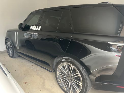 Used 2015 Land Rover LR4 HSE LUX image 10