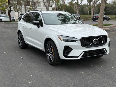 Used 2022 Volvo XC60 T8 Polestar w/ Protection Package Premier image 4