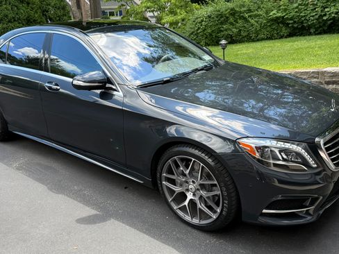 Used 2016 Mercedes-Benz S 550 4MATIC Sedan image 2