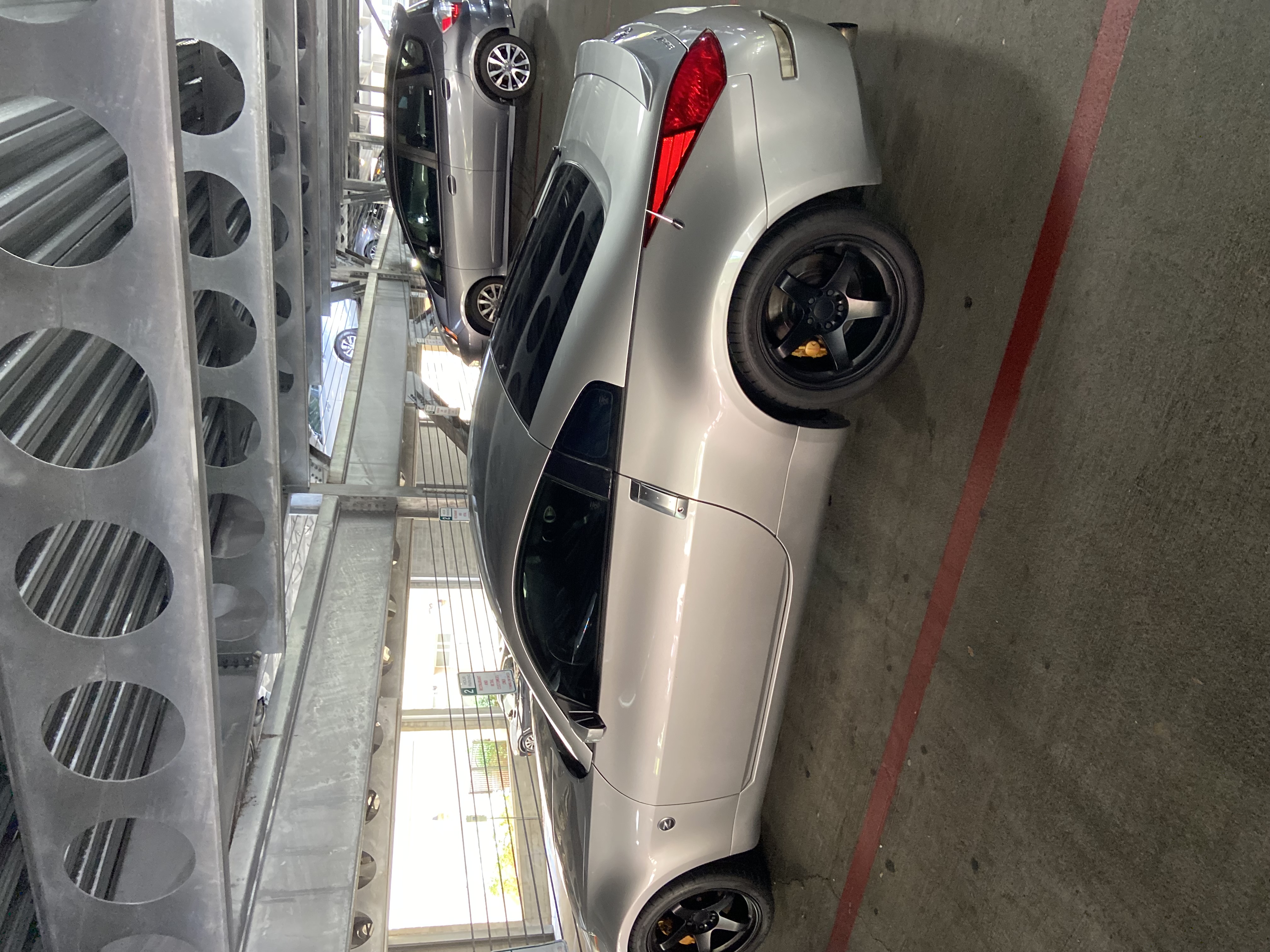 Used 2003 Nissan 350Z Track w/ Cargo Convenience Pkg RWD image 2