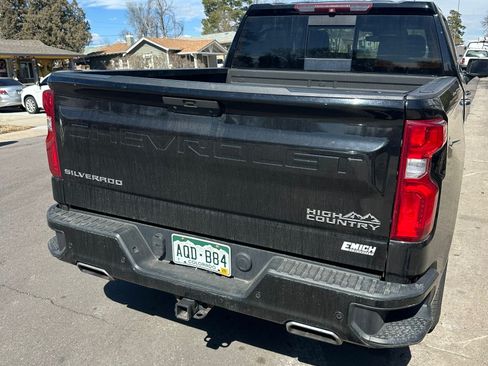 Used 2019 Chevrolet Silverado 1500 High Country w/ Technology Package image 5