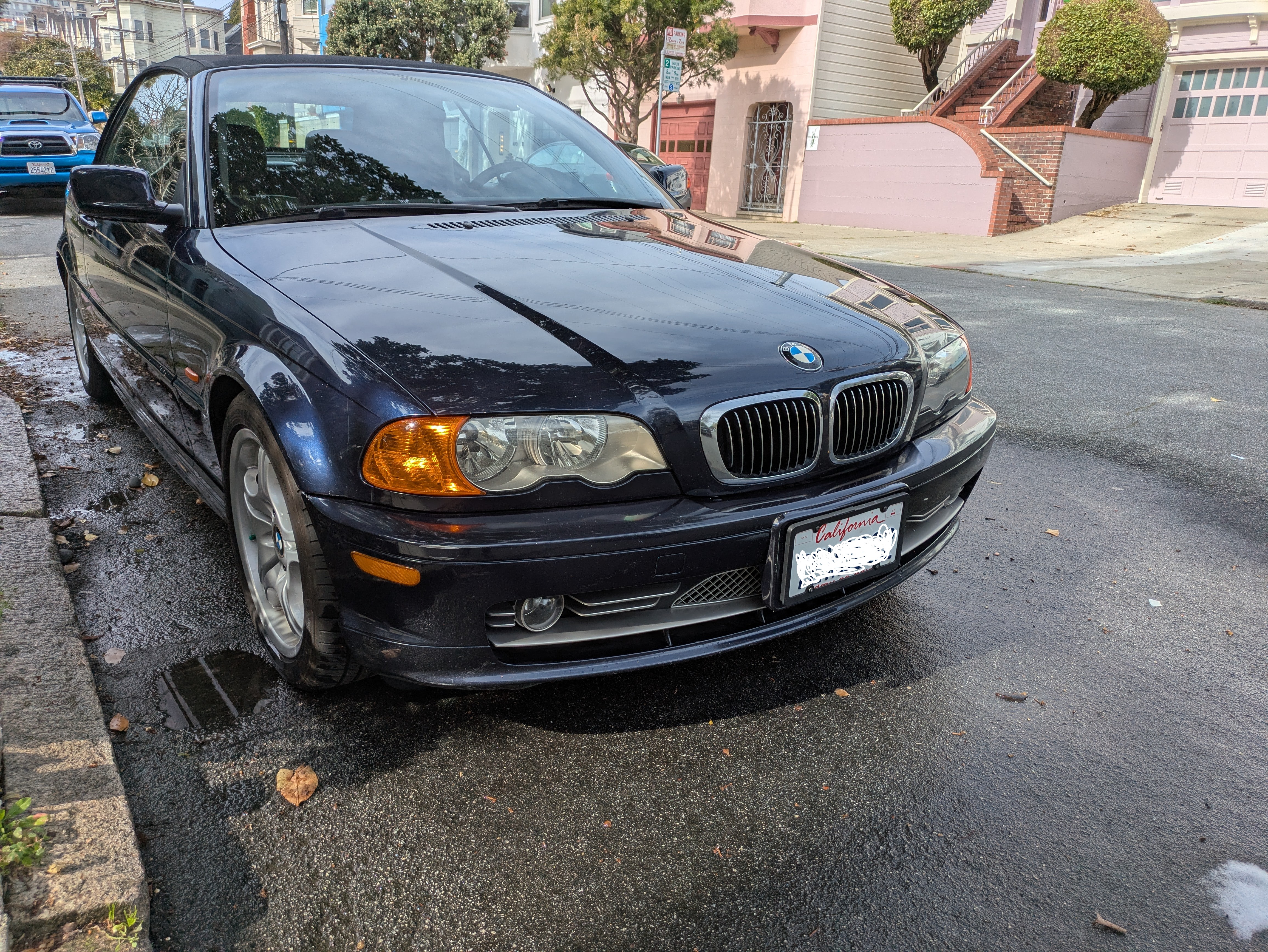 Used 2001 BMW 330Ci Convertible RWD image 9