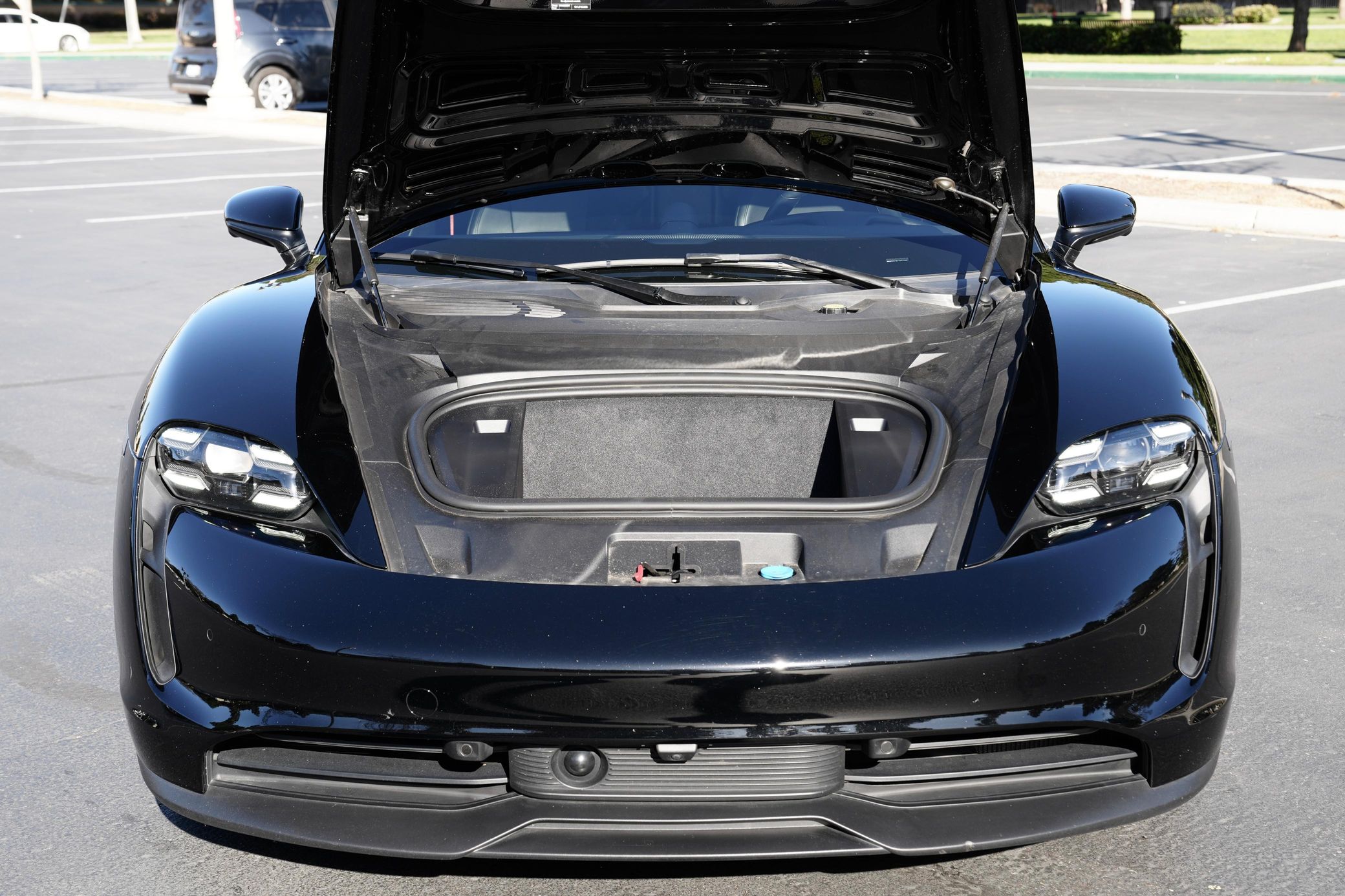 Used 2020 Porsche Taycan 4S AWD/4WD image 9