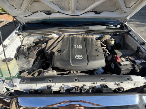 Used 2009 Toyota Tacoma PreRunner RWD image 16