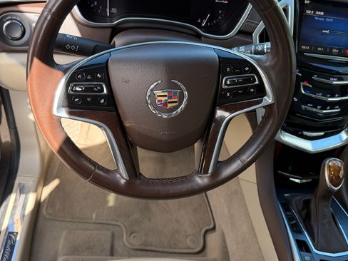 Used 2016 Cadillac SRX Luxury w/ Driver Assist Package image 13