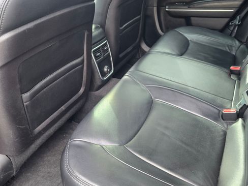 Used 2013 Chrysler 300 Sedan 4D w/ Driver Convenience Group image 16