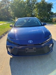 Used 2025 Toyota Camry LE FWD image 9