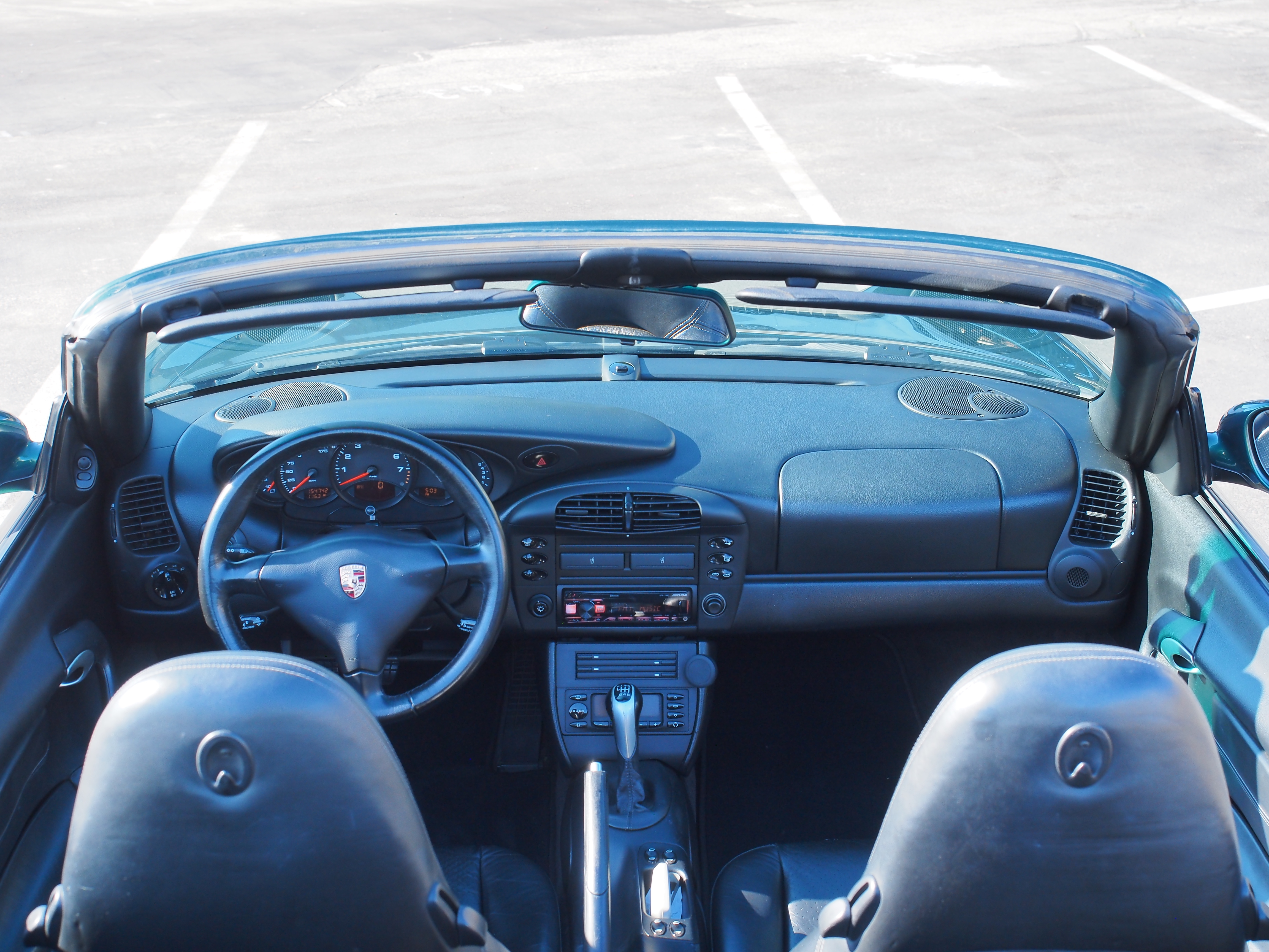 Used 2001 Porsche 911 Cabriolet image 12
