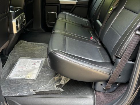 Used 2017 Ford F150 Lariat AWD/4WD image 11