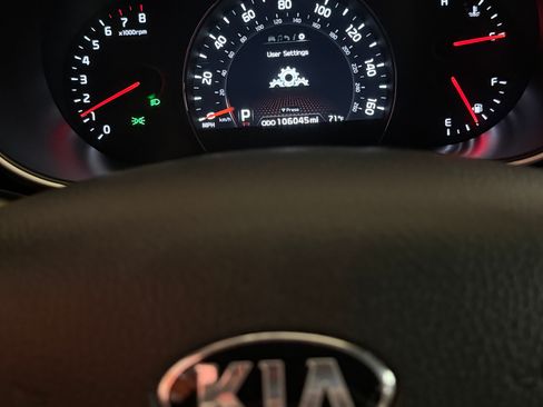 Used 2014 Kia Sorento SX w/ 3rd Row Package AWD/4WD image 18