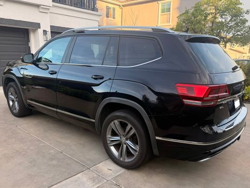 Used 2019 Volkswagen Atlas SEL R-Line image 6