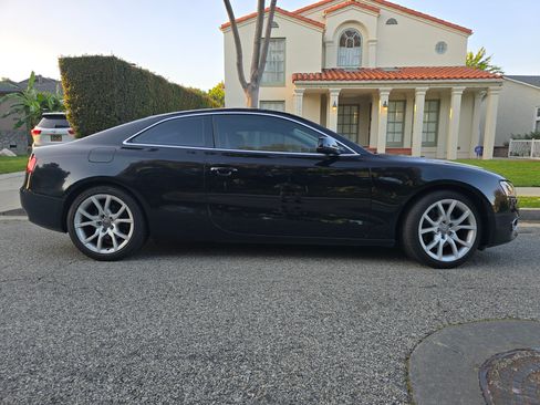 Used 2010 Audi A5 2.0T Premium w/ Bluetooth/Homelink Pkg image 15