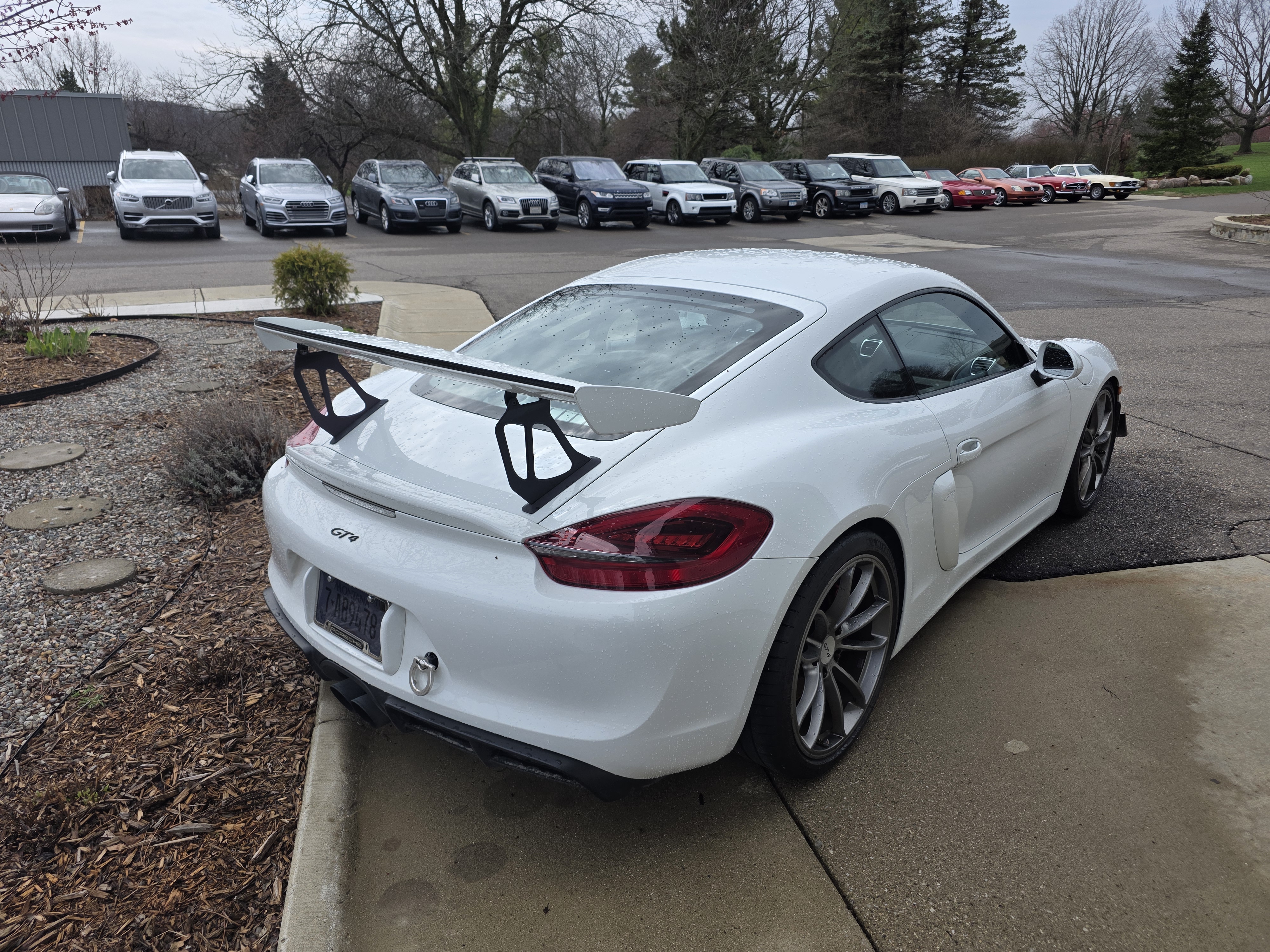 Used 2016 Porsche Cayman GT4 RWD image 8