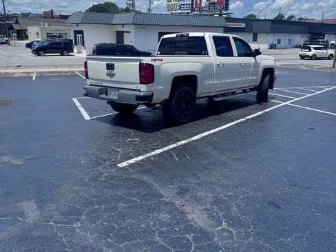 Used 2014 Chevrolet Silverado 1500 LT w/ LT Convenience Package image 6