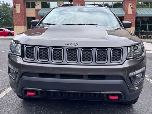 Used 2019 Jeep Compass Trailhawk w/ Cold Weather Group AWD/4WD image 4