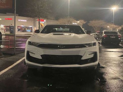 Used 2022 Chevrolet Camaro SS w/ Redline Edition RWD image 10