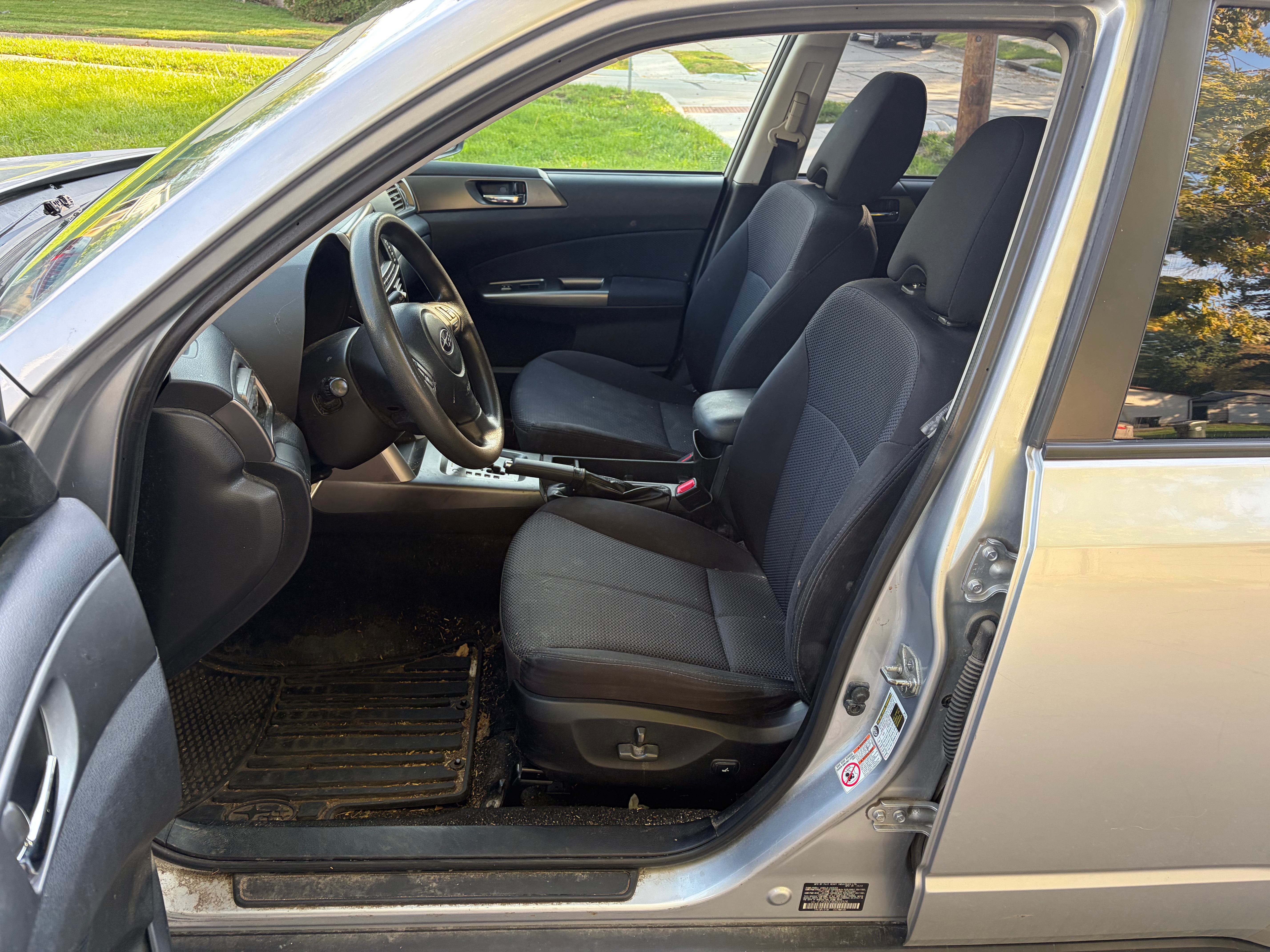 Used 2013 Subaru Forester 2.5X Premium AWD/4WD image 6